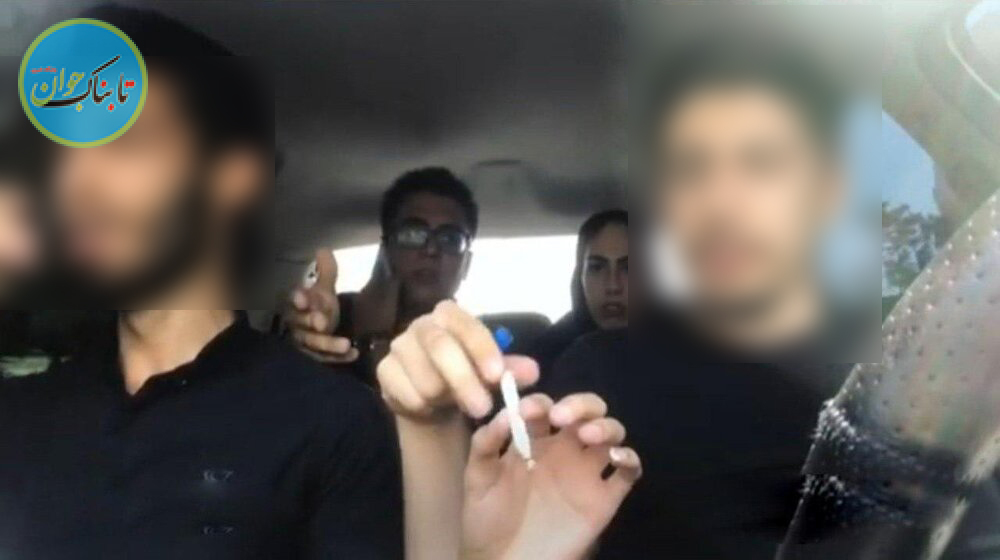 وقتی راننده قصد بریدن سر مسافر را مقابل سرنشینان میکند! + تصاویر وقتی راننده قصد بریدن سر مسافر را مقابل سرنشینان میکند! + تصاویر